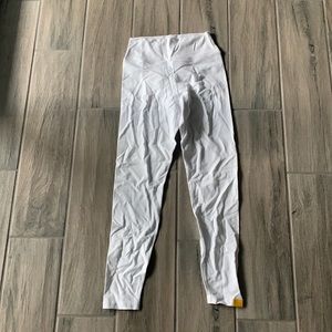 Yellow label co White leggings